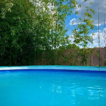 Campagne Avec Piscine Willa *